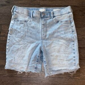 Wonderly size 8 high rise pull on shorts